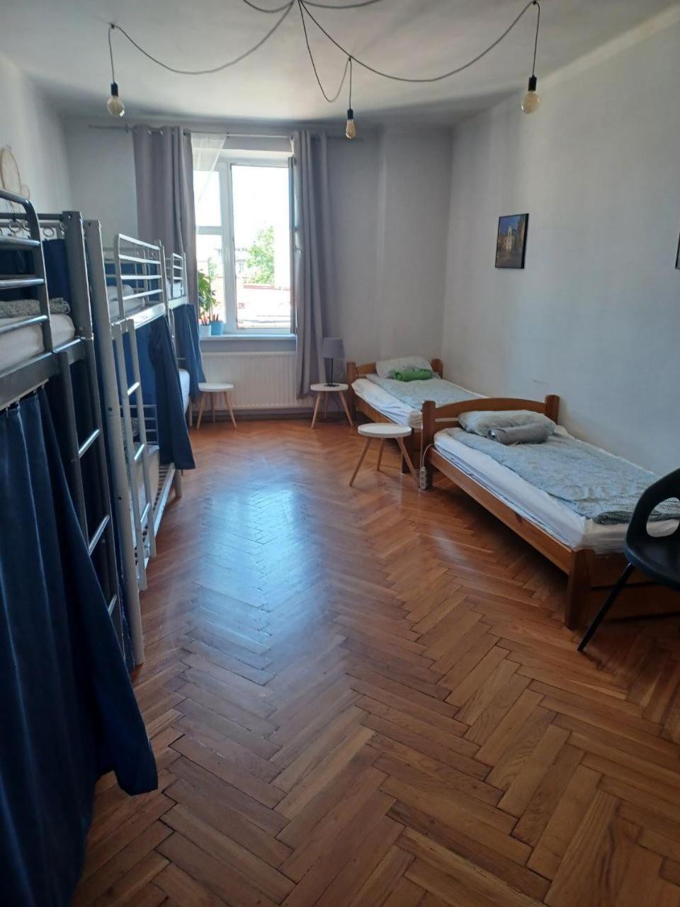 Real Vip Hostel Krakow Exterior photo